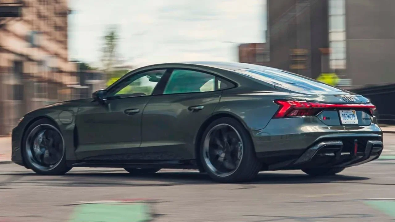 Audi E-TRON GT d'occasion - Vendez votre Audi en Suisse | CompriamoAuto.ch