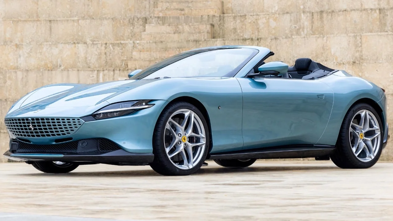 Used Ferrari ROMA - Sell your Ferrari car in Switzerland | CompriamoAuto.ch