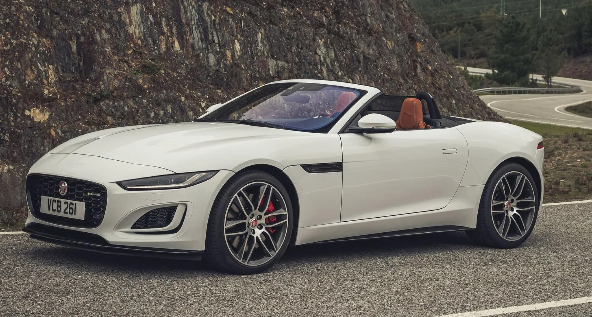 Used Jaguar F-TYPE - Sell your Jaguar car in Switzerland | CompriamoAuto.ch