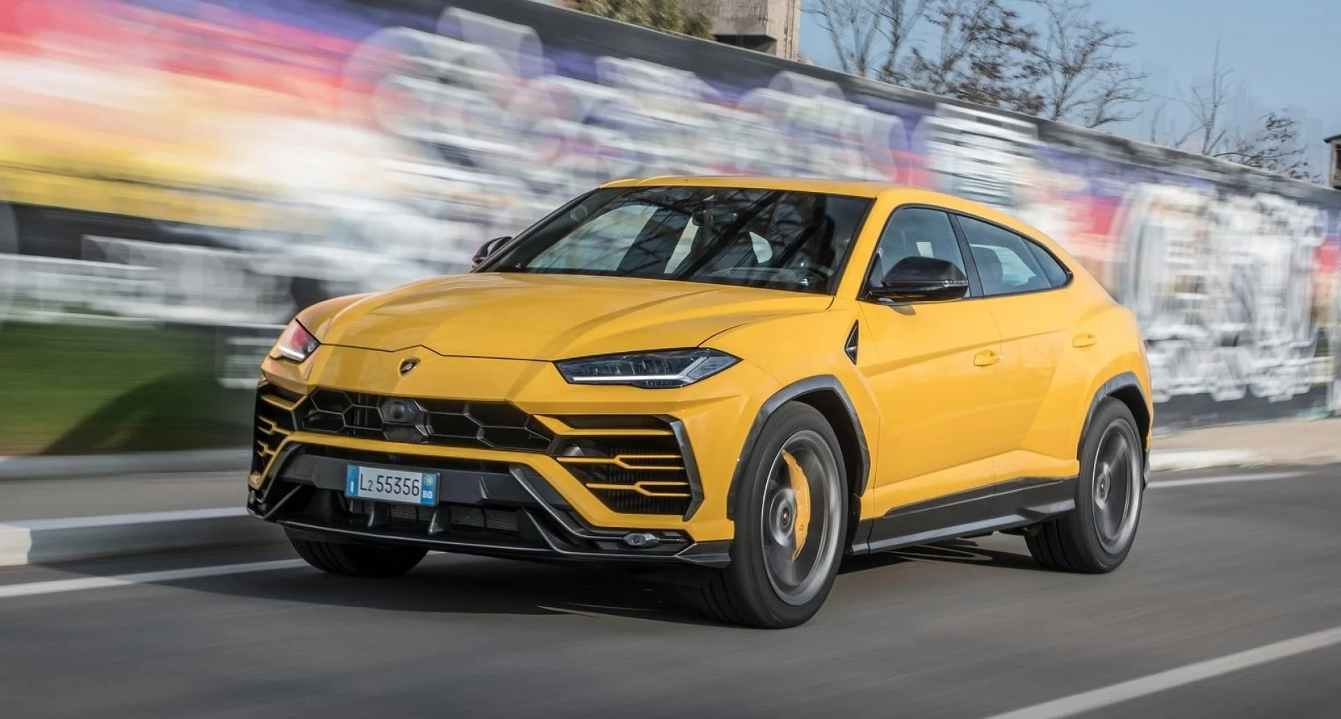 Used Lamborghini URUS - Sell your Lamborghini car in Switzerland | CompriamoAuto.ch