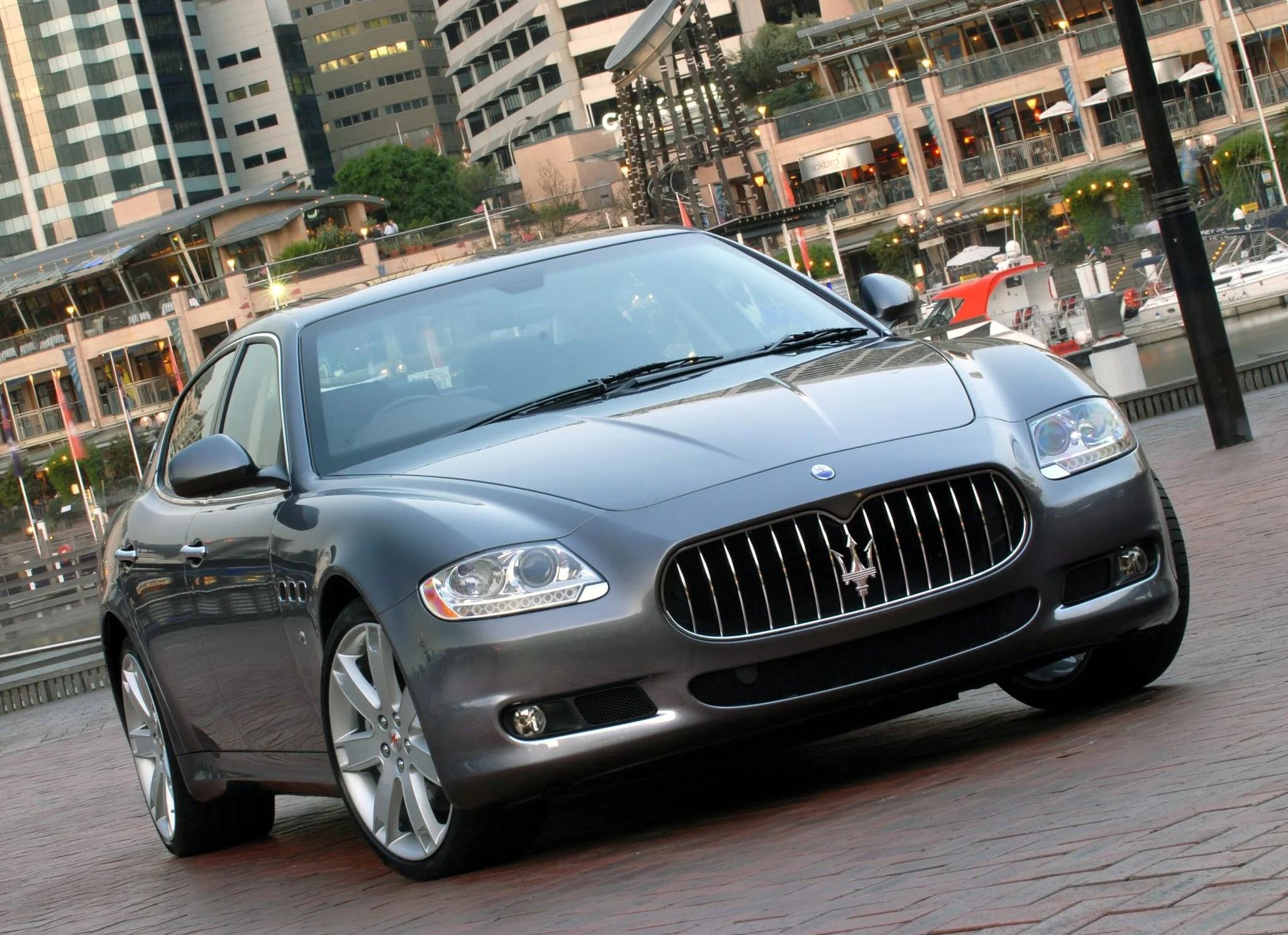 Used Maserati QUATTROPORTE - Sell your Maserati car in Switzerland | CompriamoAuto.ch